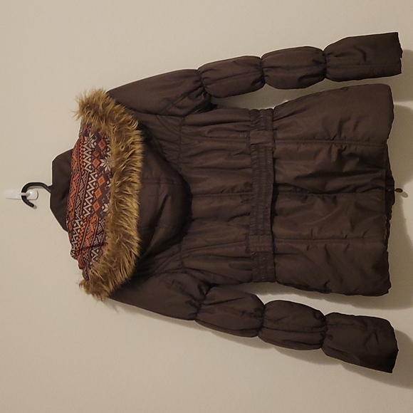 Winter Hooded Jacket!!! 🥶🥶 - Picture 3 of 5